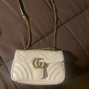 Gucci White and Gold Quilted Shoulder Bag